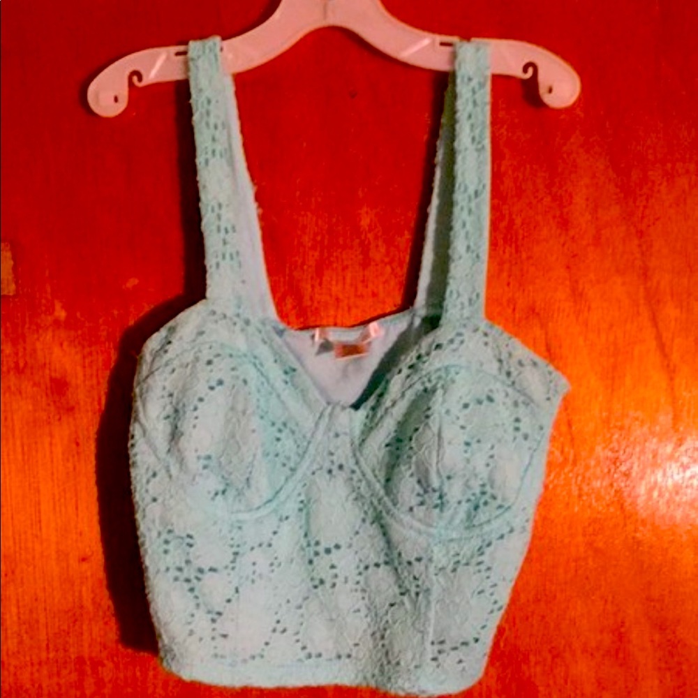 Crop top